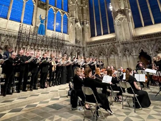 Gloria: Self, Handel: Dixit Dominus